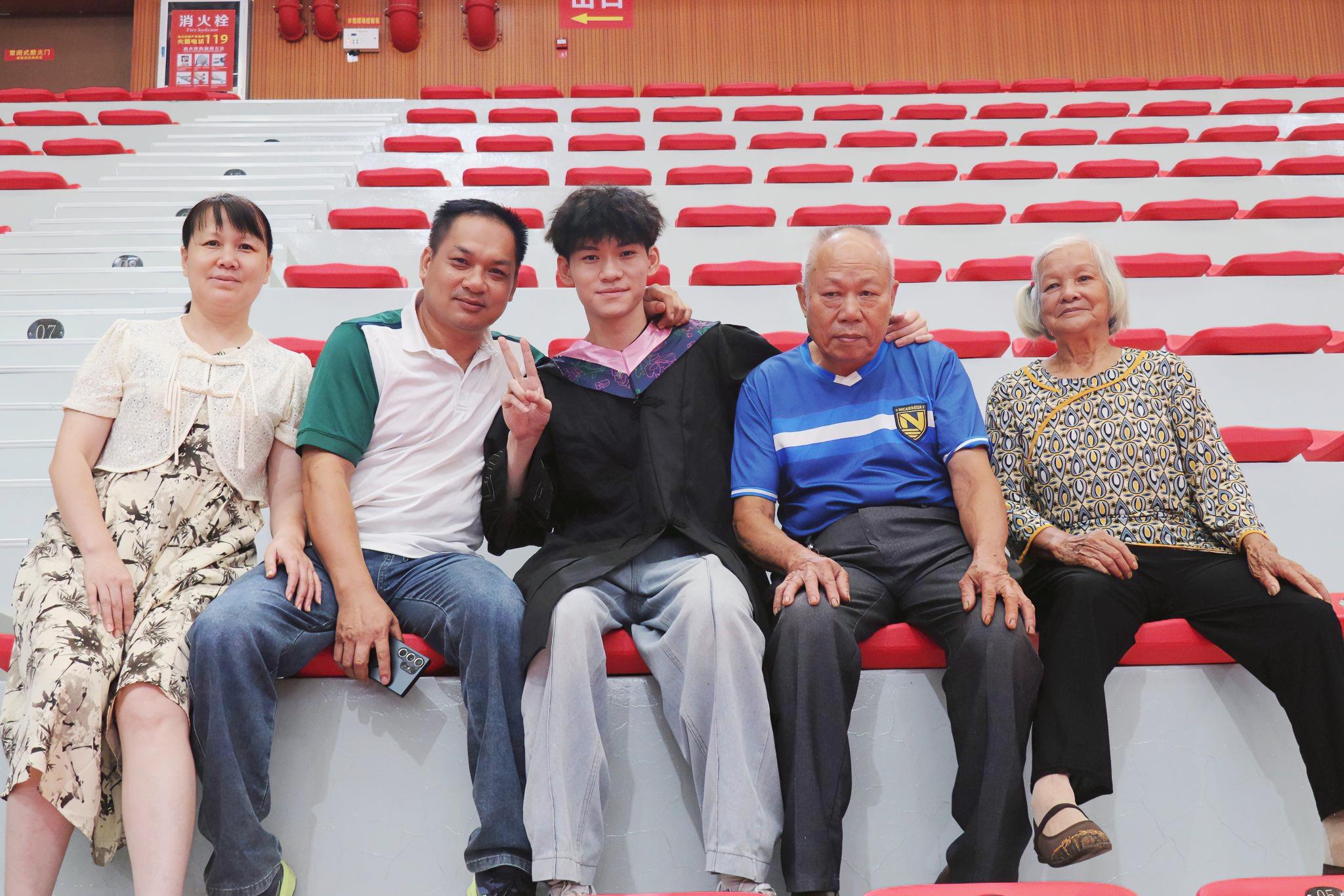 1813589595470296.jpeg b18ce0566bf09fe2b78529658647449b.jpeg